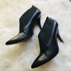 Donald J Pliner Black Leather Ankle Booties 8.5